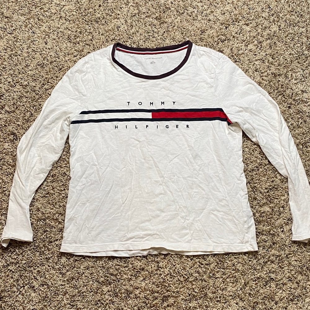 Tommy Hilfiger Embroidered Logo Long-Sleeve